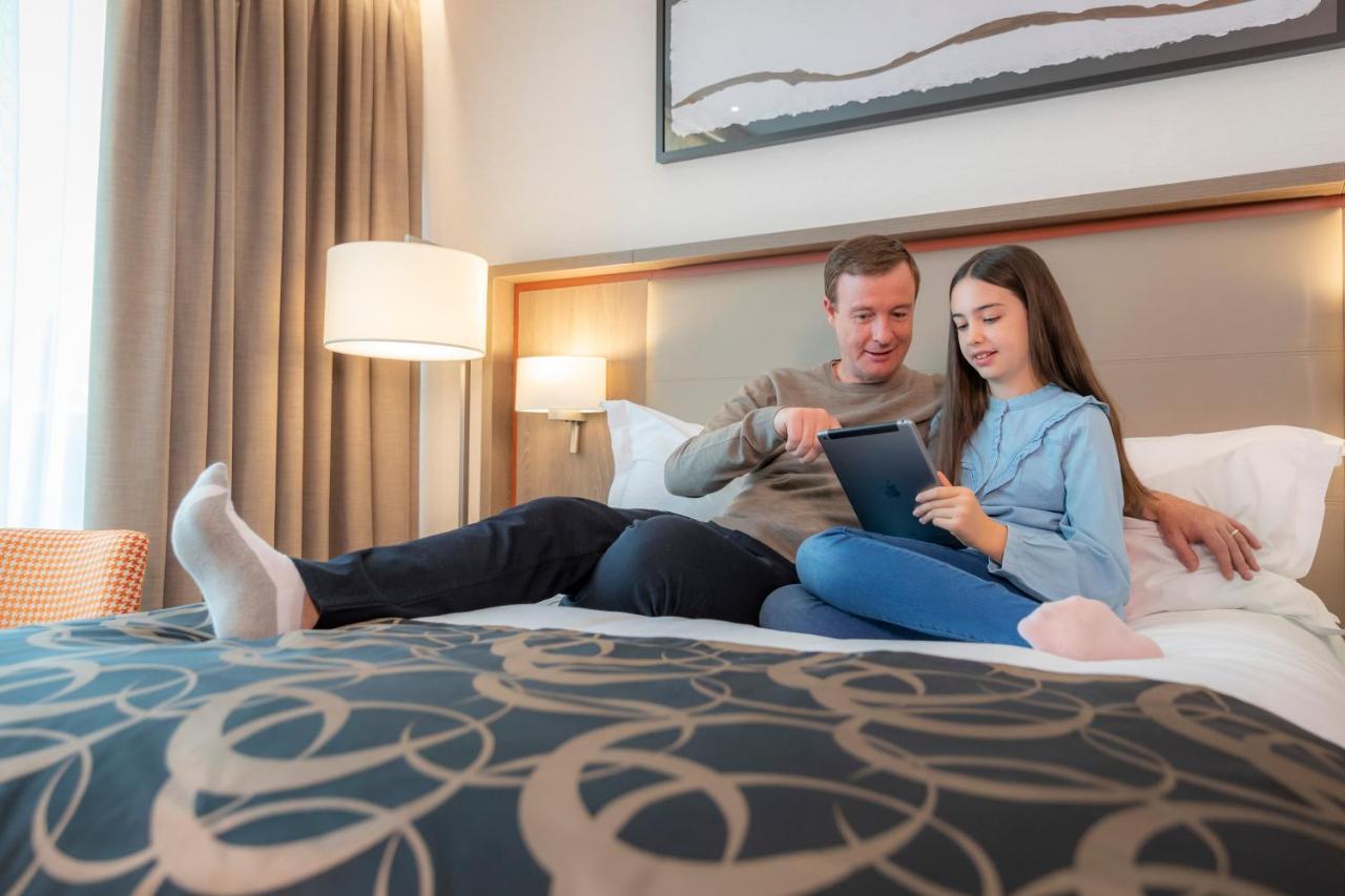 קלונדלקין Clayton Hotel Liffey Valley מראה חיצוני תמונה