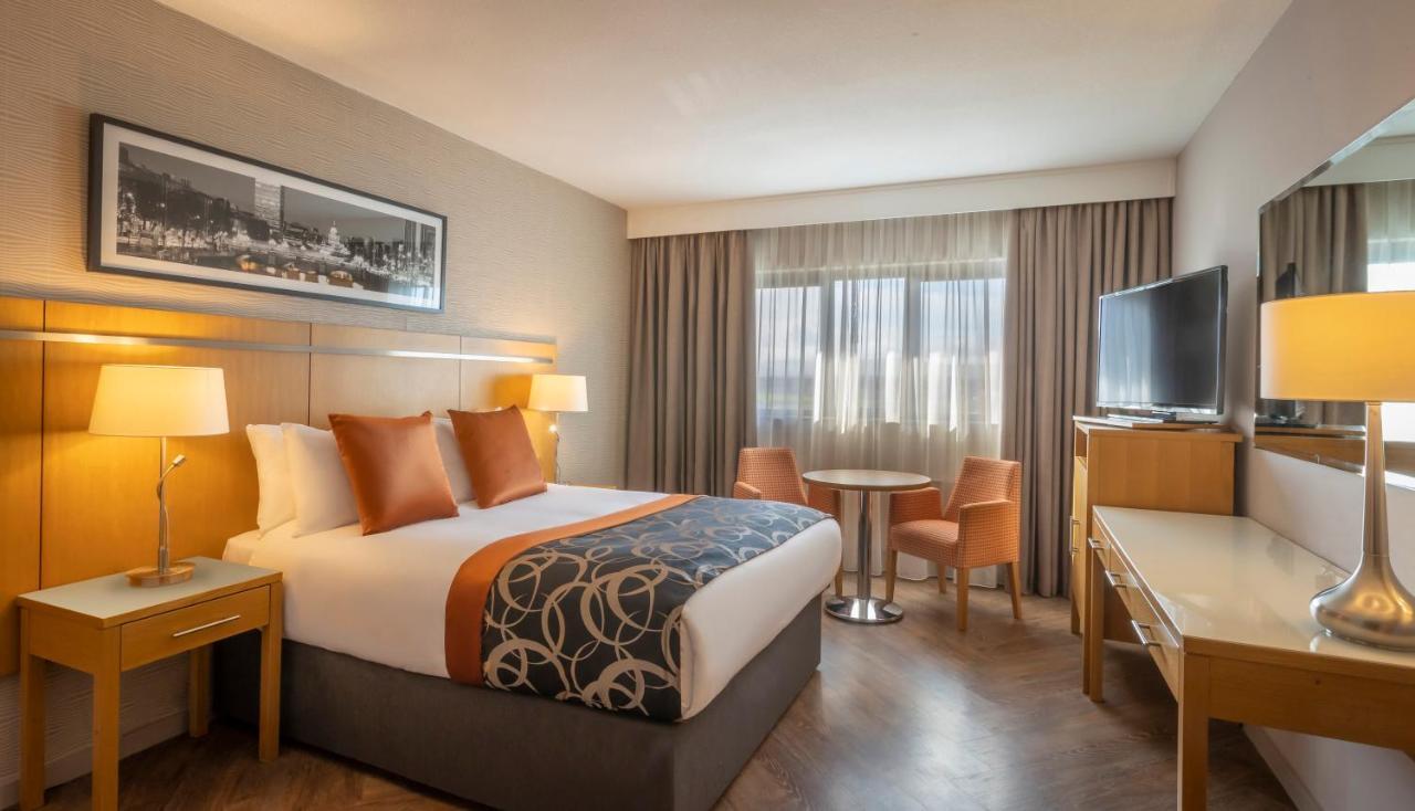 קלונדלקין Clayton Hotel Liffey Valley מראה חיצוני תמונה