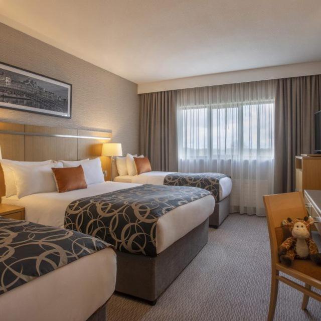 קלונדלקין Clayton Hotel Liffey Valley מראה חיצוני תמונה